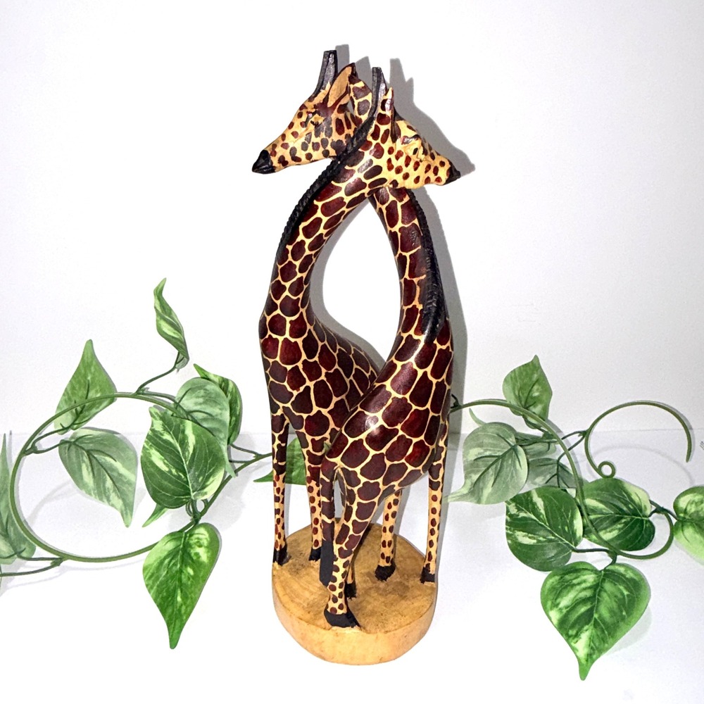 Hand Carved Wooden Giraffe Sculpture Intertwined Necks Hand Painted 12.5" - Picture 12 of 16